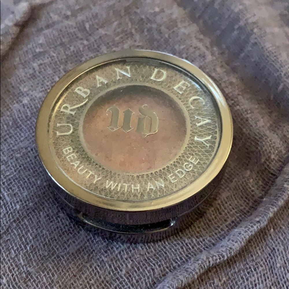 Urban Decay Snatch Eyeshadow